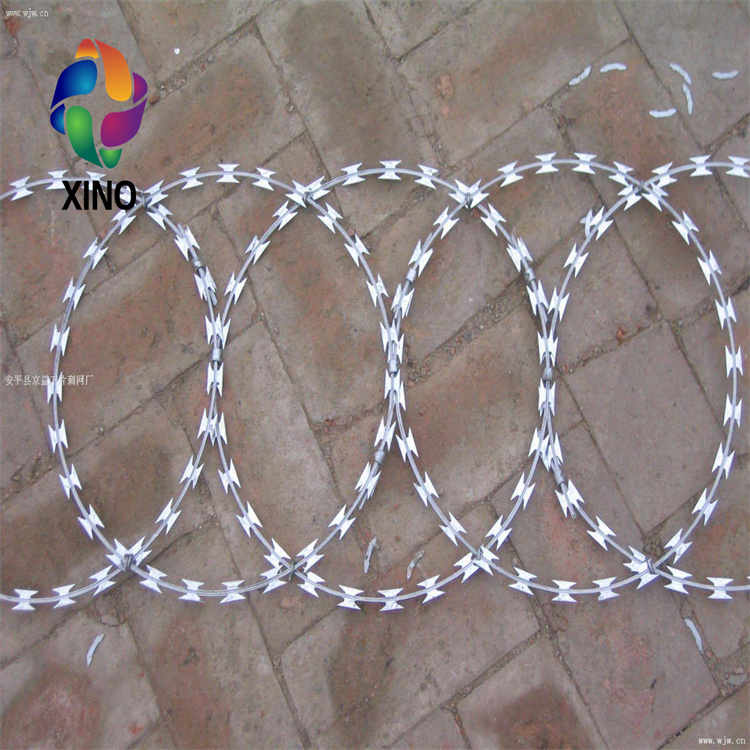 BTO-22 Galvanized Steel Razor Blade Barbed Wire