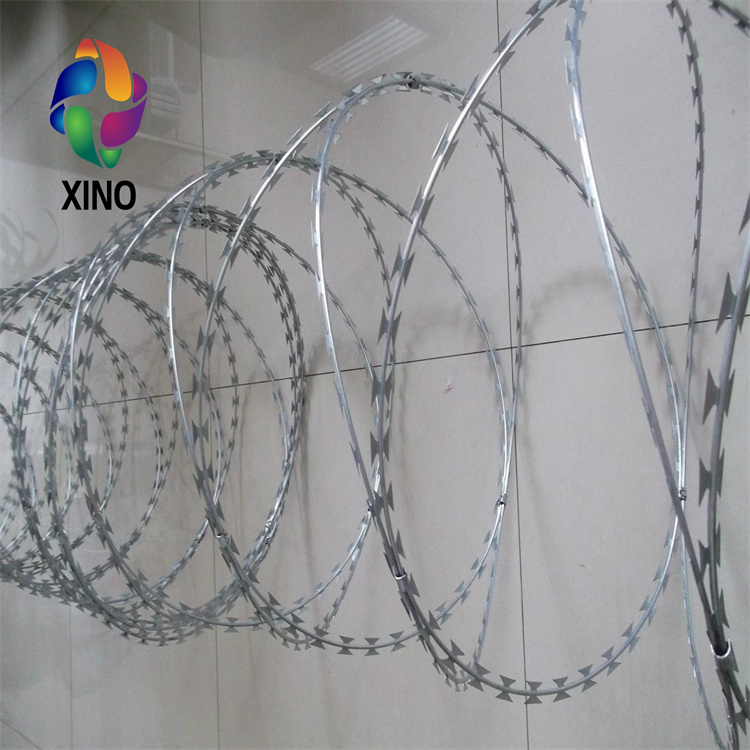 Alambre de púas de cuchilla de afeitar de acero galvanizado BTO-22